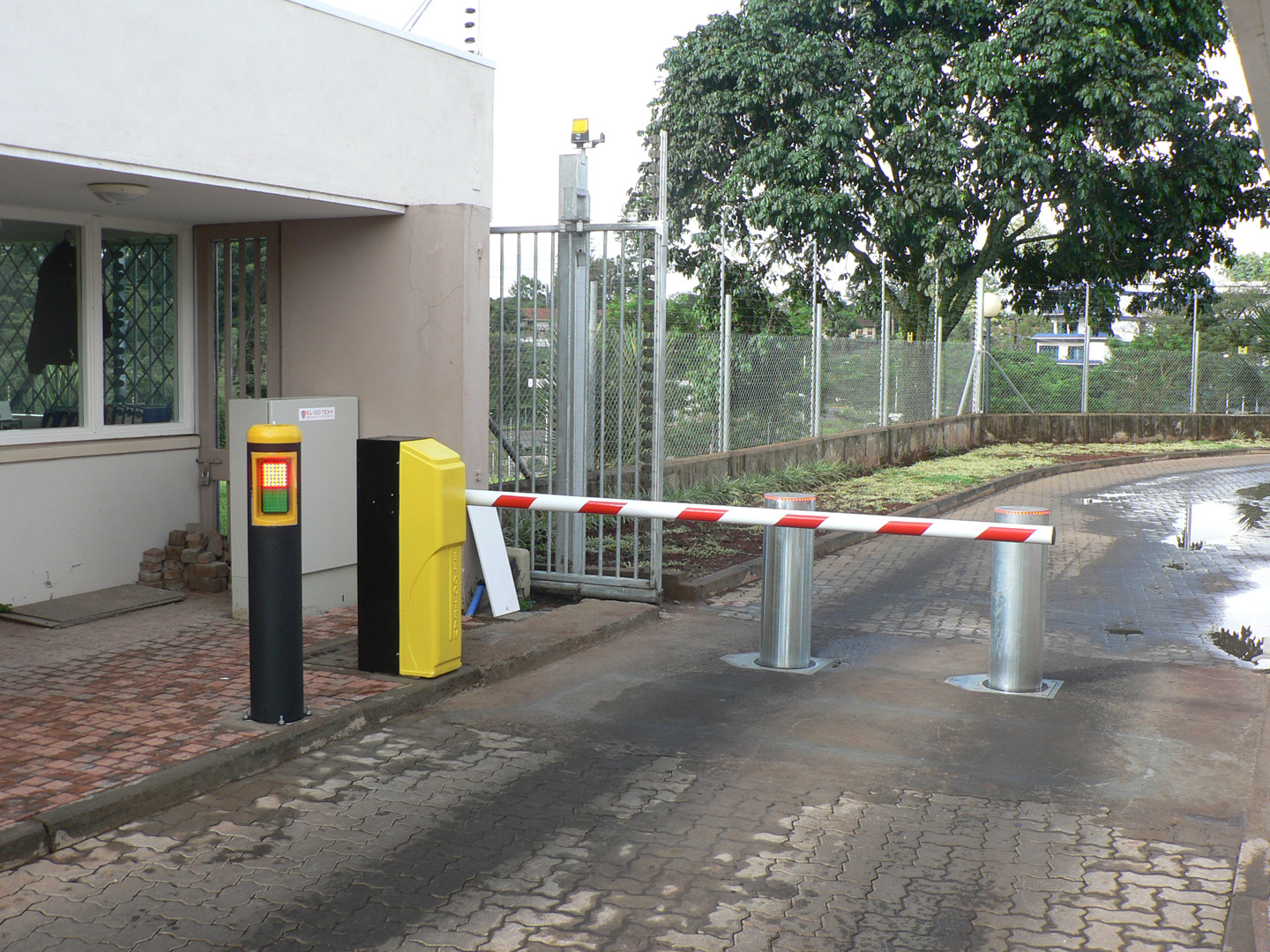 Security Arm Barriers