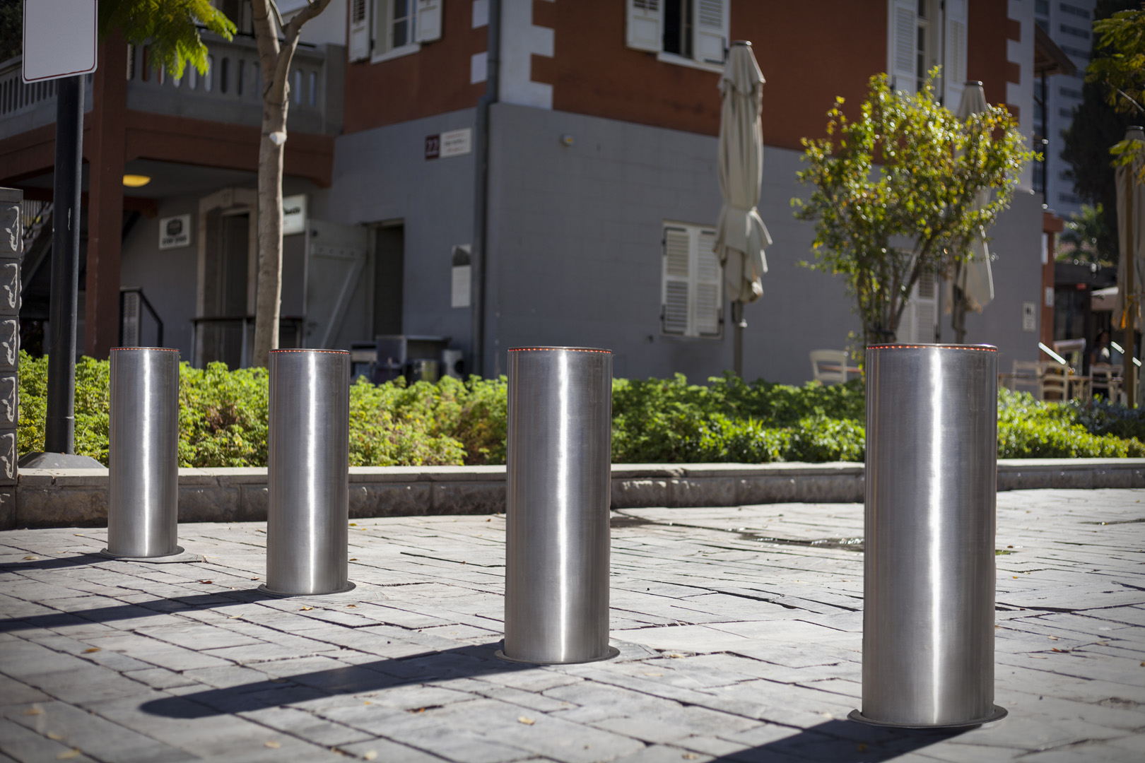 vehicle security bollards